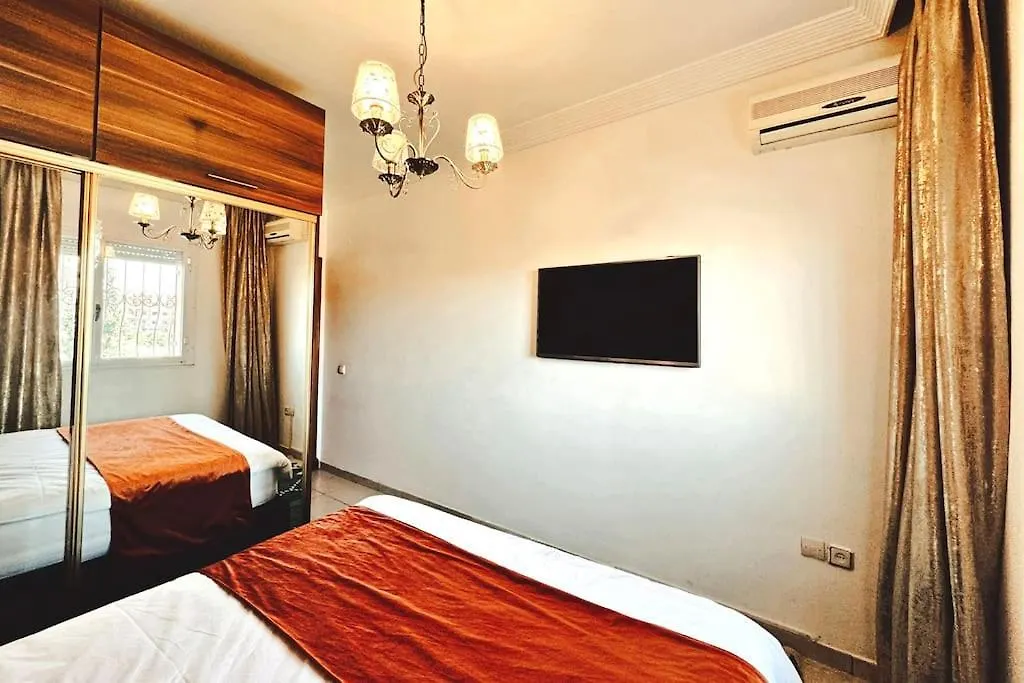 Stylish Moroccan Apartment Near Majorelle Garden, Wi-Fi, Free Airport Shuttle マラケシュ