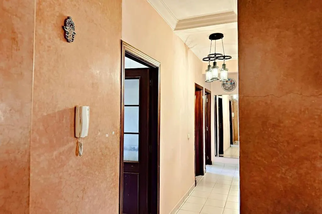 Stylish Moroccan Apartment Near Majorelle Garden, Wi-Fi, Free Airport Shuttle 0*, Marrakesh