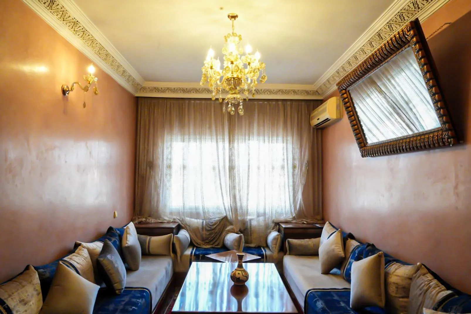 Stylish Moroccan Apartment Near Majorelle Garden, Wi-Fi, Free Airport Shuttle Marrakesh 0*,  Morocco